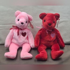 Ty Store Excl KISS-e and SMOOCH-e Beanie Baby Valentine Bears MWMT